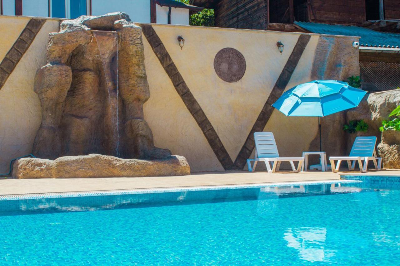 ספרבה בניה Guesthouse The Rock מראה חיצוני תמונה