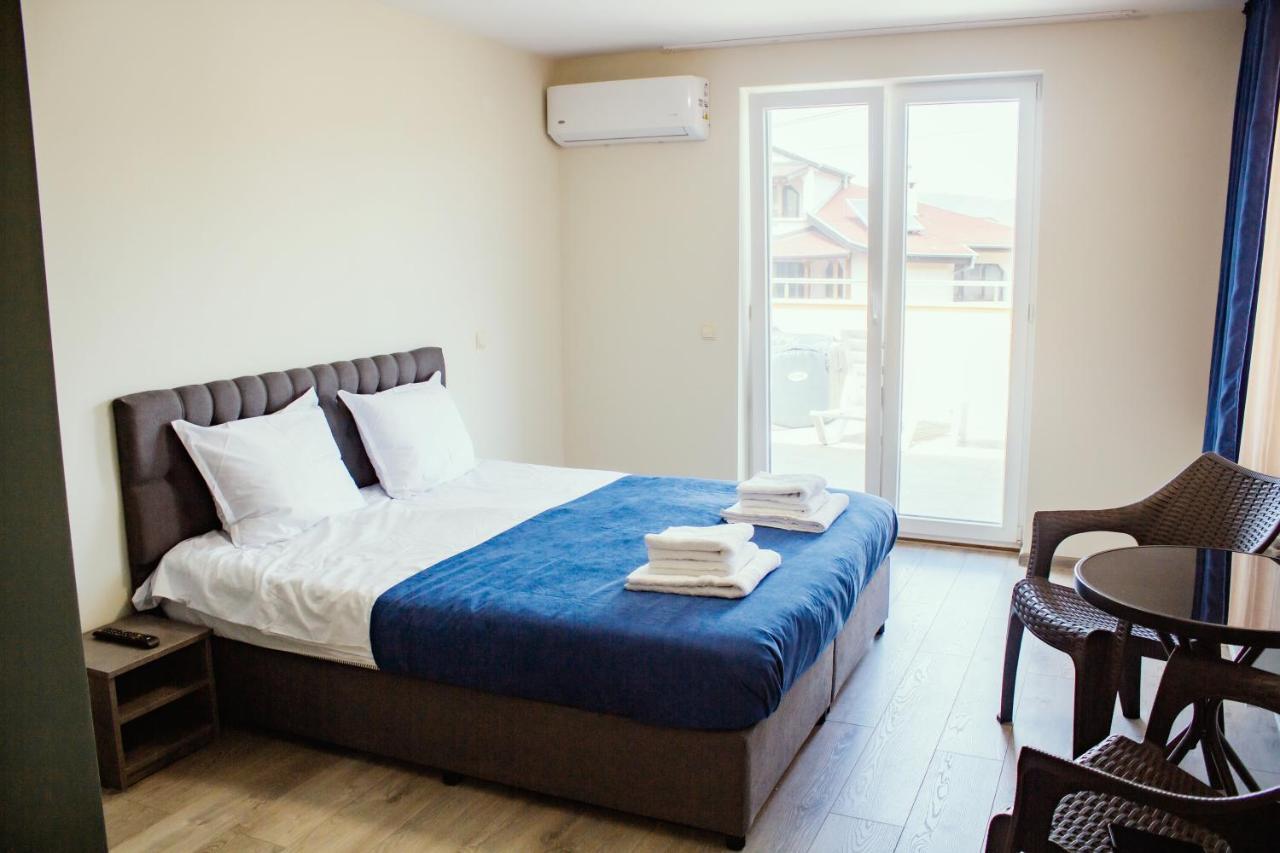 ספרבה בניה Guesthouse The Rock מראה חיצוני תמונה